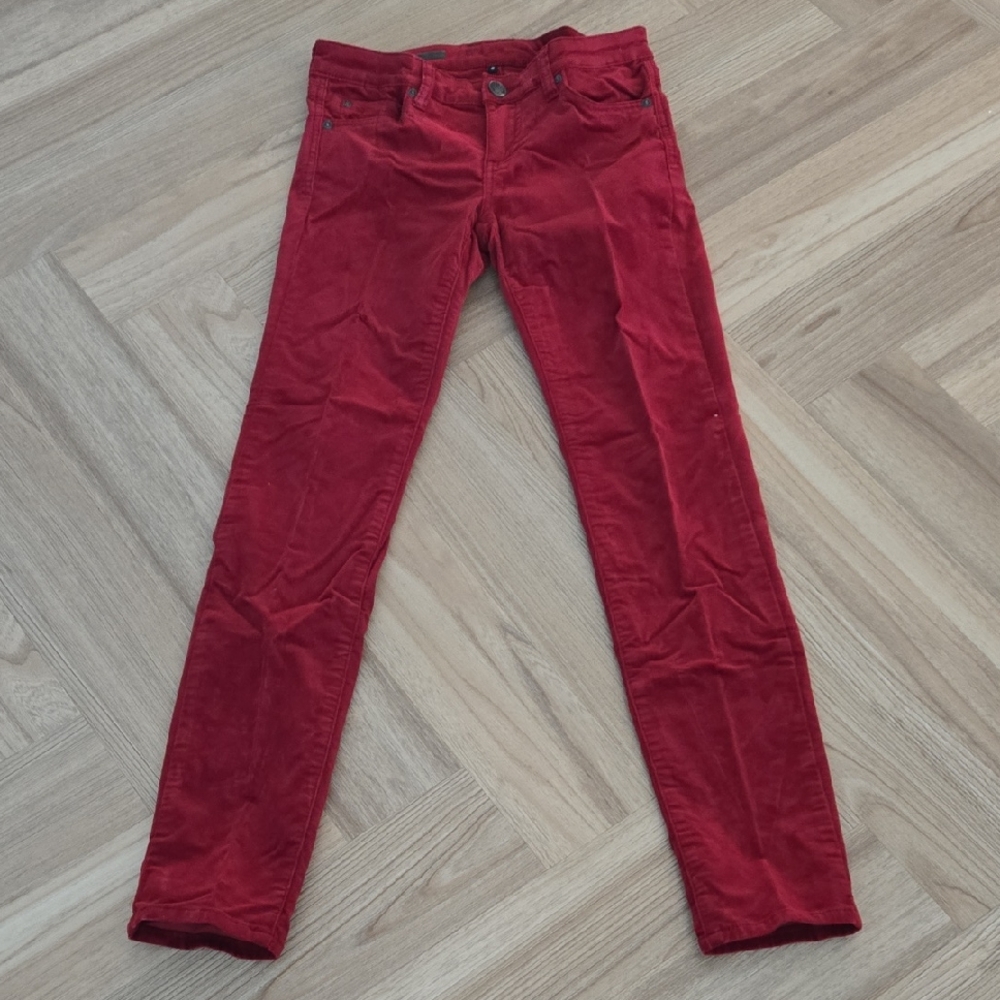 Kut from the Kloth Women's Skinny Diana Courdour in Vibrant Red /Wine Size 2